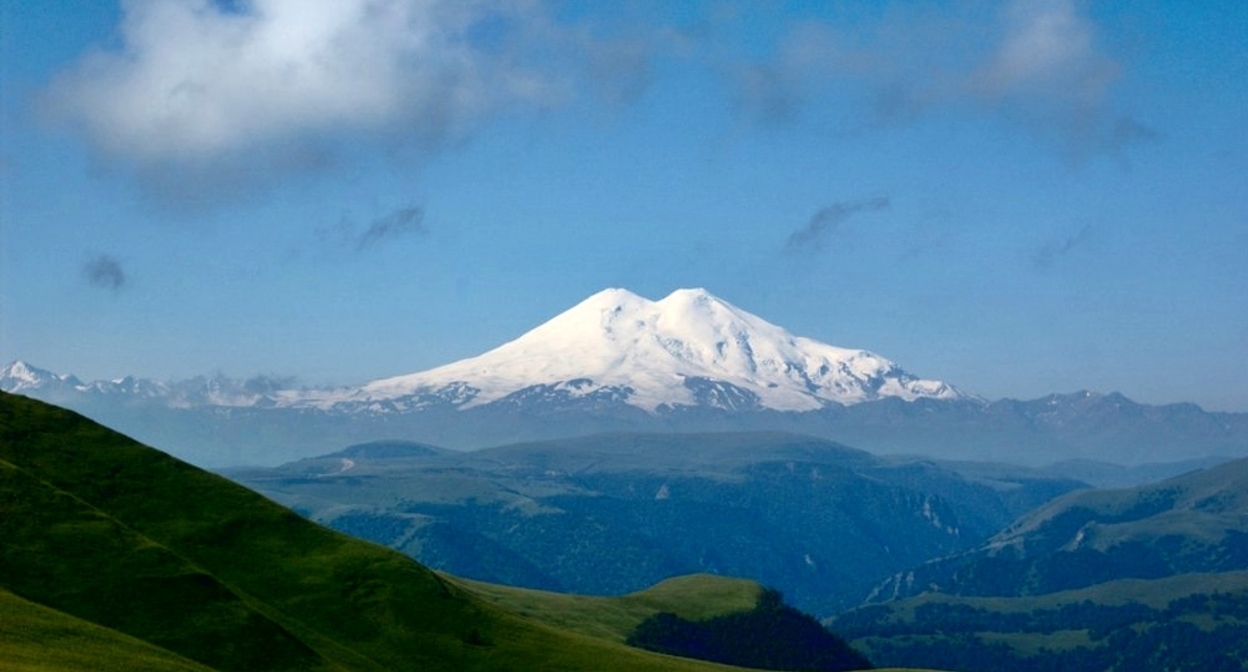 Эльбрус. Фото: Konstantin Malanchev. Flickr https://ru.wikipedia.org/