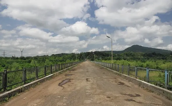 Ингурский мост между Грузией и Абхазией. Фото: Marcin Konsek / Wikipedia Ингурский мост между Грузией и Абхазией. Фото: Marcin Konsek / Wikipedia