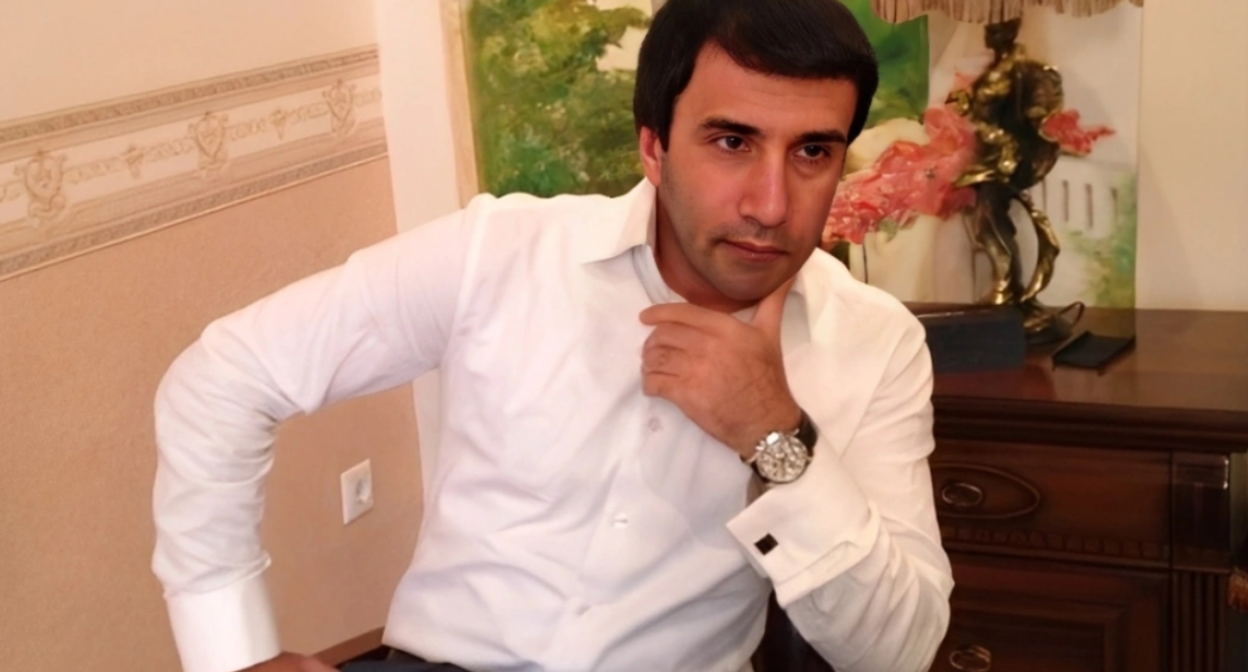 Юсиф Халилов. Скриншот фото Baku.ws https://baku.ws/storage/photos/uploads/thumbs/large/yDNhiinZnSt8M1fHzzdC9Vy6F3xfAyz87TFOIjmP.webp