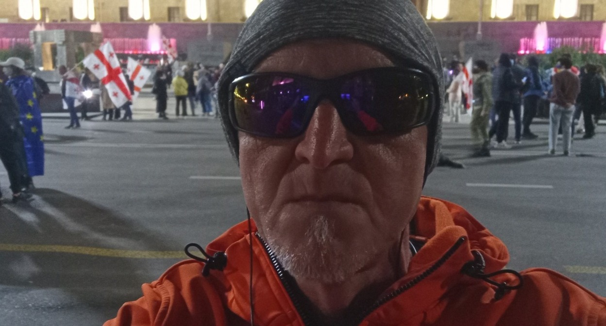 Николай Беликов во время протестной акции у парламента Грузии. Фото: Nike Belikov / Facebook*