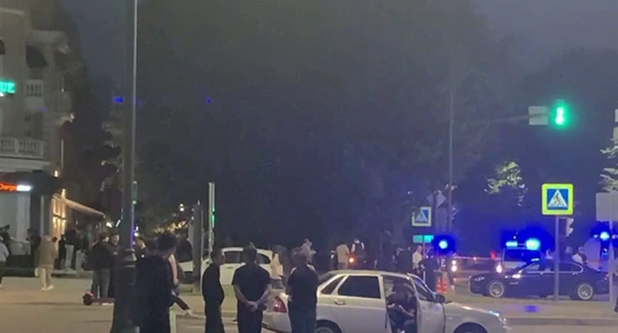 На месте нападения в Нальчике. 4 июля 2025 г. Скриншот видео https://ria.ru/20250704/nalchik-2027309341.html