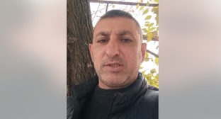 Кадр видео Армена Петросяна https://www.facebook.com/100006053826949/videos/1502596407732370/ (деятельность компании Meta, которая владеет Facebook, Instagram и WhatsApp, запрещена в России).