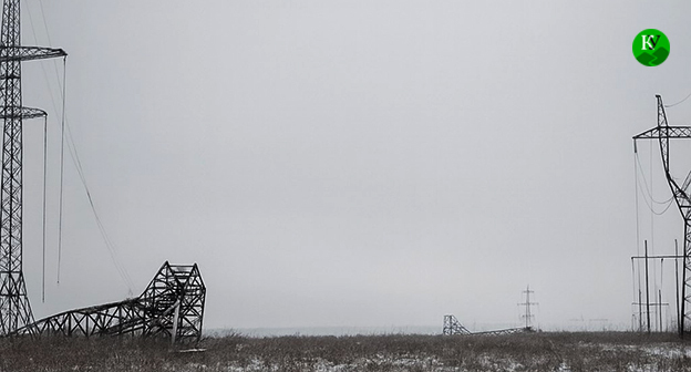 Поврежденная линия электропередачи. Иллюстрация "Кавказского узла" созданная ИИ при помощи программы Copilot