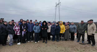 Жители кубанской станицы пожаловались на строительство мусорного завода. Кадр видео Александр Сафронов / Telegram