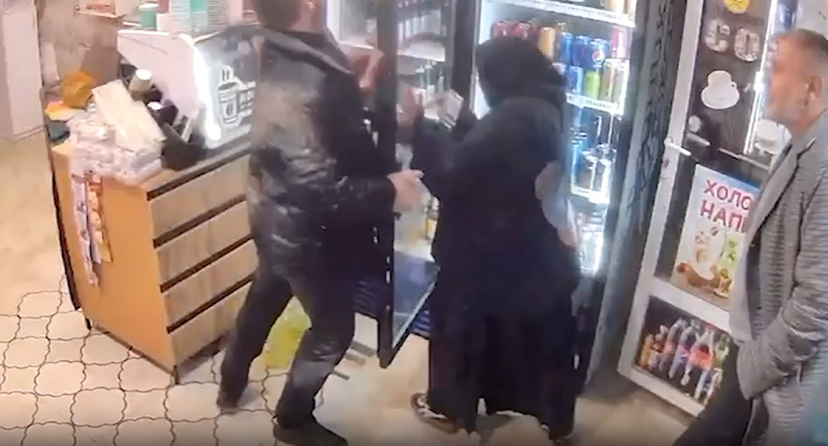 Запись с камеры видеонаблюдения. Стоп-кадр: Telegram/chernovik.net