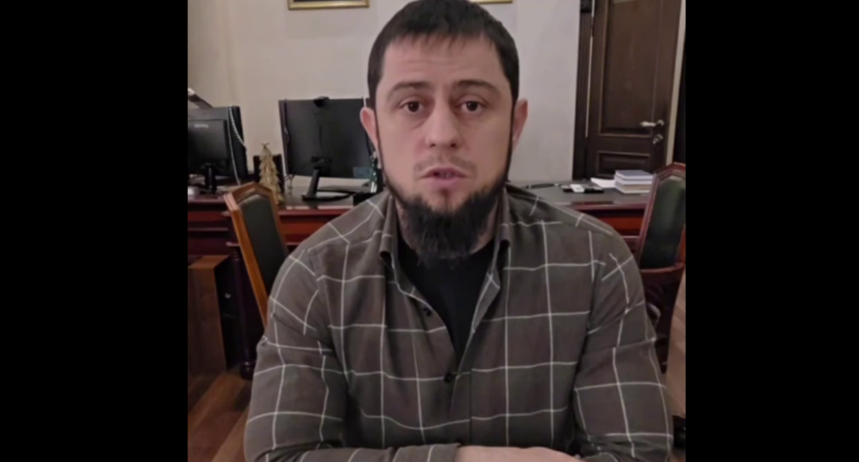 Ахмед Дудаев. Стоп-кадр видео из его Telegram-канала от 08.01.26, https://t.me/akhmeddudaev/4948.