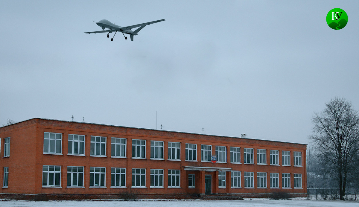 БПЛА около школы. Иллюстрация создана «Кавказским узлом» с помощью ИИ в программе Copilot