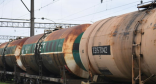 Поезд с бензином. Скриншот фото Trend от 11.01.26, https://ru.trend.az/business/4140187.html.