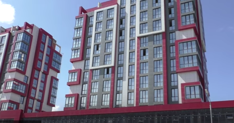 Недостроенный дом в Нальчике. Стоп-кадр видео "Кавказского узла" https://www.youtube.com/watch?v=7SydDFB8Ggo&t=145s.