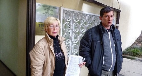 Людмила Савельева с сыном Алексеем Савельевым. Фото корреспондента "Кавказского узла" Людмила Савельева с сыном Алексеем Савельевым. Фото корреспондента "Кавказского узла"