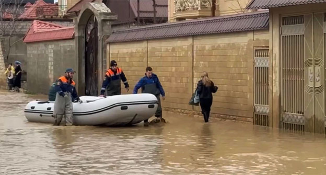 Последствия наводнения в Махачкале. Апрель 2026 г. Фото: пресс-служба администрации Махачкалы