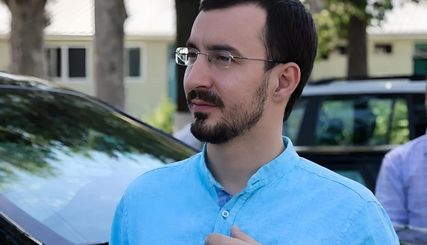 Талеха Багирзаде. Фото: https://musavat.ru/ru/news/syn-taleha-bagirzade-slomal-nos-17-letnej-devushke_1252200.html Талеха Багирзаде. Фото: https://musavat.ru/ru/news/syn-taleha-bagirzade-slomal-nos-17-letnej-devushke_1252200.html