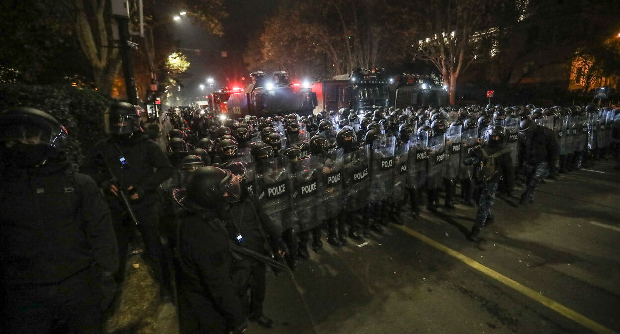 Силовики на акции протеста в Тбилиси, декабрь 2024 года. Фото Азиза Каримова для "Кавказского узла". 
