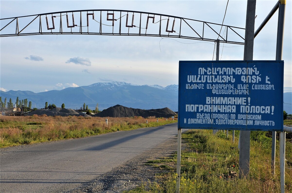 Граница Армении и Турции. Фото: Александр Лапшин, puerrtto.livejournal.com Граница Армении и Турции. Фото: Александр Лапшин, puerrtto.livejournal.com