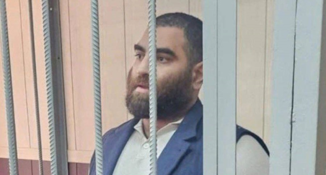 Кадр осужденный блогер Арсен Маркарян оштрафован за разжигание межнациональной ненависти. Фото: ЭХО ДАГЕСТАНА / Telegram-канал