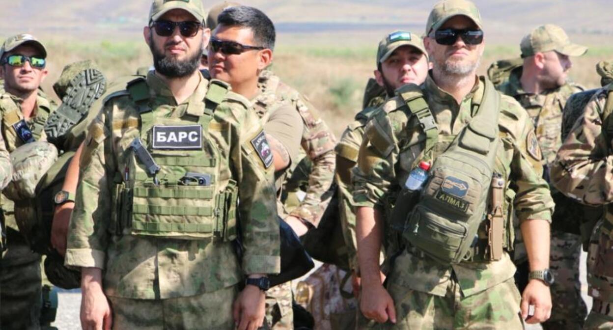 Отправка добровольцев из Грозного на Украину. Фото: Грозный Информ https://www.grozny-inform.ru/news/svo/187922/