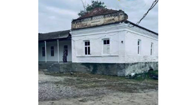 Школа в селе Аксай Хасавюртовского района. Скриншот видео https://www.instagram.com/reel/DdqldojNHqS/