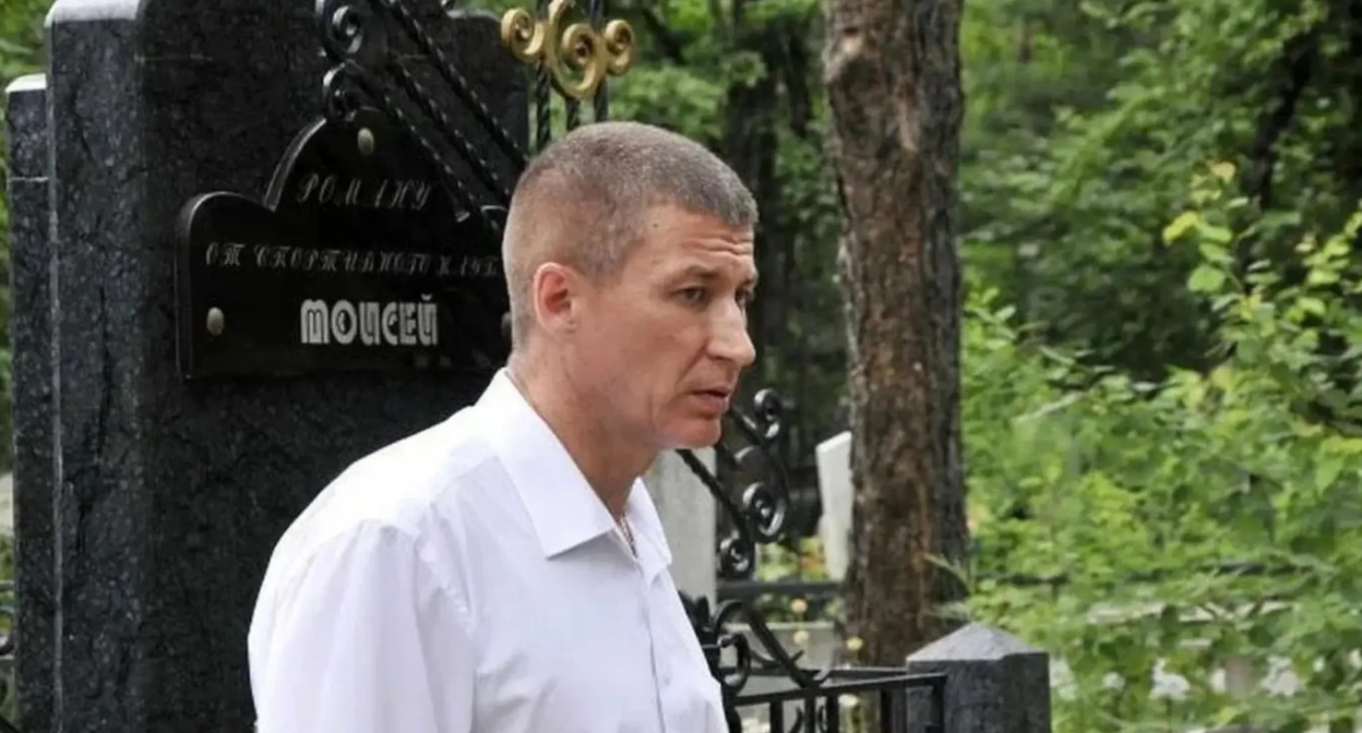 Михаил Тимофеев. Фото Newsgeorgia, https://www.newsgeorgia.ge/sud-v-tbilisi-razreshil-jekstradiciju-v-rf-soratnika-jeks-gubernatora-sergeja-furgala/. Михаил Тимофеев. Фото Newsgeorgia, https://www.newsgeorgia.ge/sud-v-tbilisi-razreshil-jekstradiciju-v-rf-soratnika-jeks-gubernatora-sergeja-furgala/.