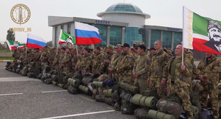 Военнослужащие в аэропорту Грозного. Кадр из видео в телеграм-канале Рамзана Кадырова