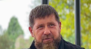 Рамзан Кадыров. Стоп-кадр видео от 23.10.26, https://t.me/RKadyrov_95/7032.