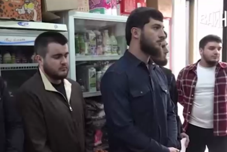 Участники рейда. Стоп-кадр видео Совбеза Чечни от 31.10.26, https://t.me/sovbez95/598 