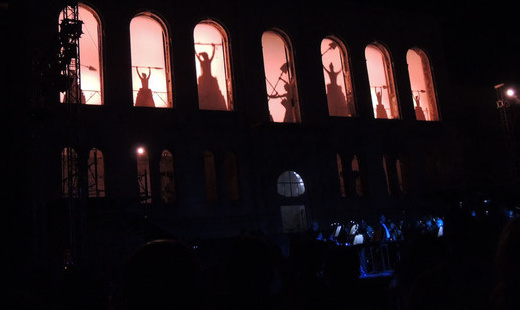 Начало оперетты...