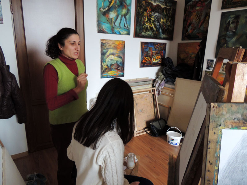 Гаяне высказывает своё мнение. Гаяне высказывает своё мнение.