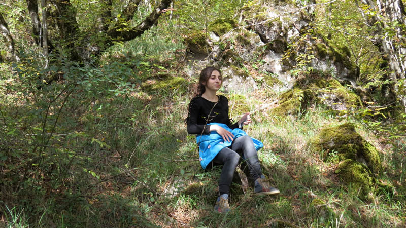 Всё, устала, не могу идти...