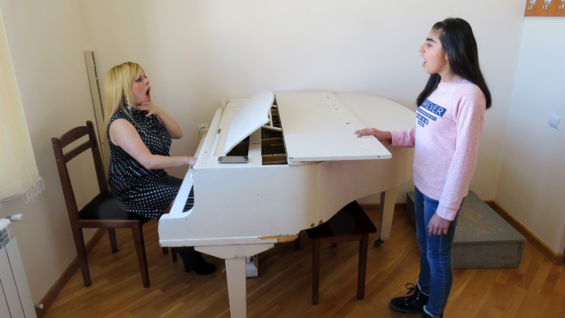 Урок с гимназисткой Анной Бабаян. Урок с гимназисткой Анной Бабаян.