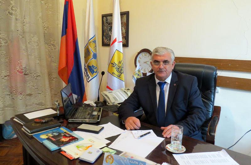 Директор Степанакертского  дома культуры Рафаела Аванесяна